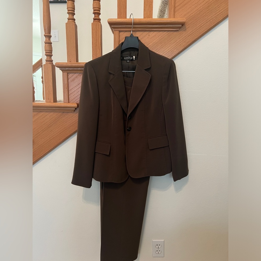 KASPER 2-piece Suit (10p)